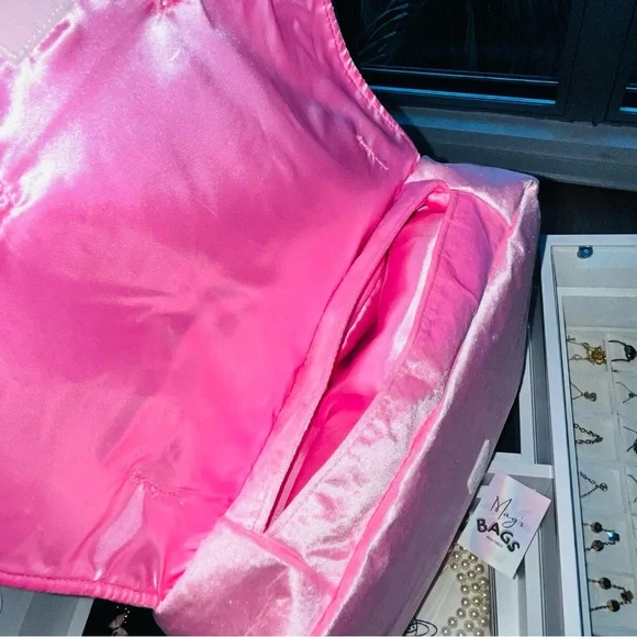 Barbie Pillow Handbag Purse - Picture 2 of 6